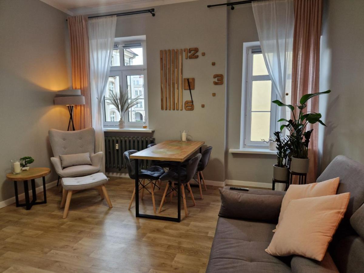 Apartament Ratuszowy Deluxe Jelenia Gora Exterior photo